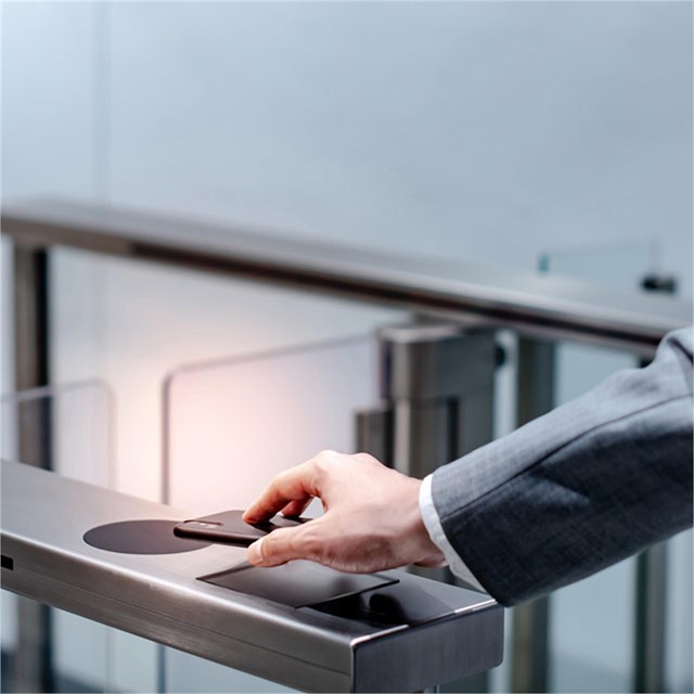 Controlamos el acceso a sus instalaciones