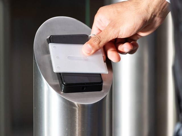 ¿En qué consiste la labor de un controlador de accesos y qué garantías le brindamos?